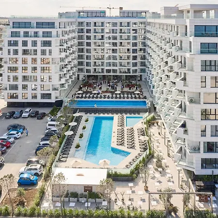 Prime 11 In Infinity - Parking Mamaia
