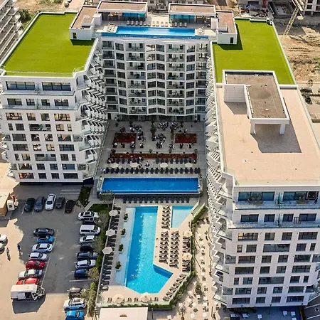Prime 11 In Infinity - Parking Apartment
