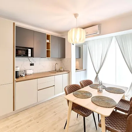 Apartment Prime 11 In Infinity - Parking Mamaia