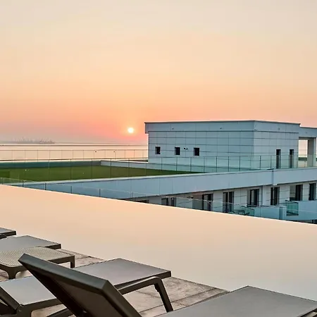 Prime 11 In Infinity - Parking * Mamaia